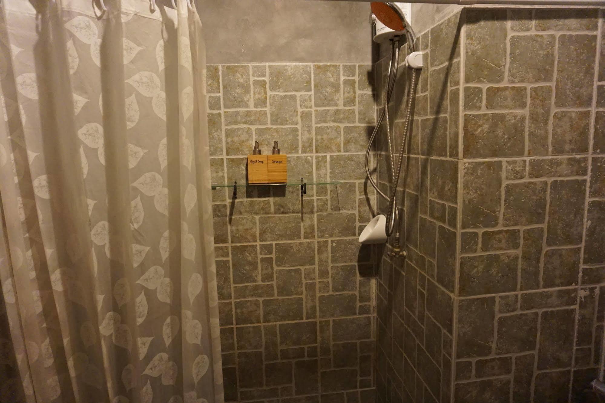 Lom La Lanta Hotel Ko Lanta Екстериор снимка
