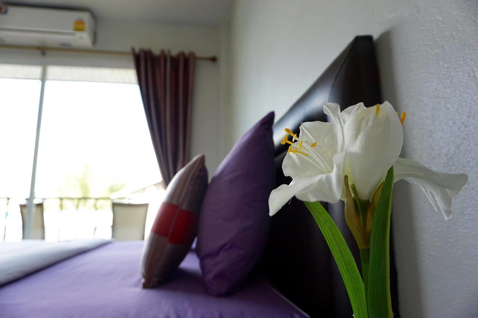 Lom La Lanta Hotel Ko Lanta Екстериор снимка