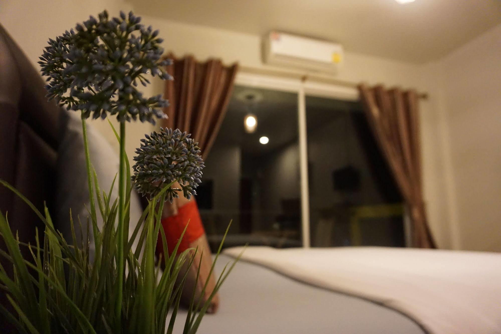 Lom La Lanta Hotel Ko Lanta Екстериор снимка