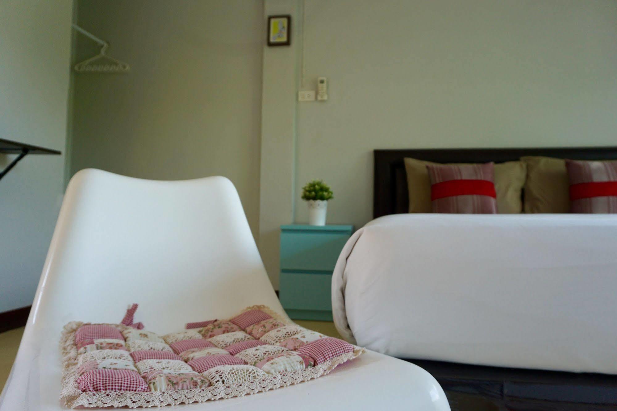 Lom La Lanta Hotel Ko Lanta Екстериор снимка