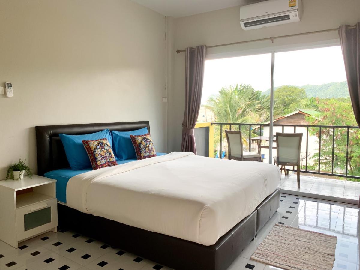 Lom La Lanta Hotel Ko Lanta Екстериор снимка